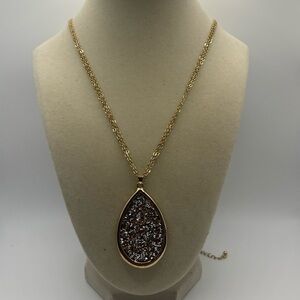 Gold Teardrop Pendant Necklace – Multi-Tone Sparkle Inlay on Layered Chain